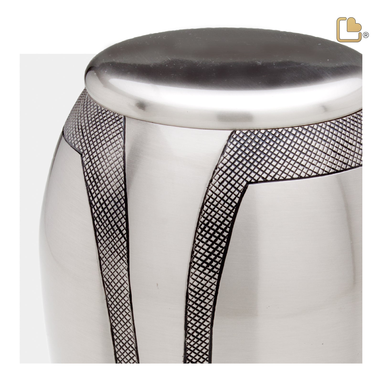 A505 Majestic Stripes Standard Adult Urn Bru Pewter