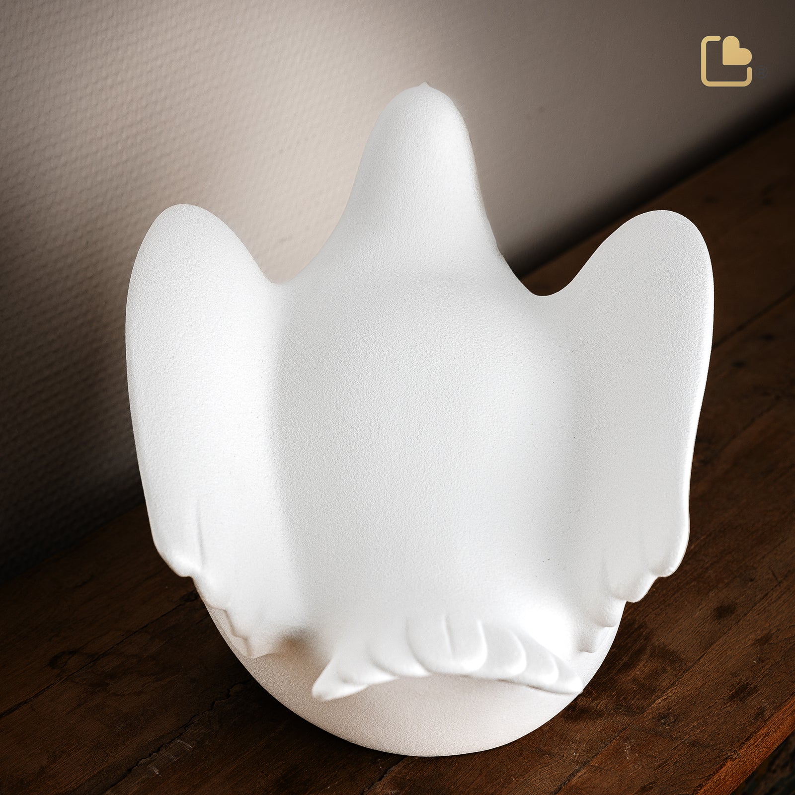 CA100 Love Dove Standard Adult Urn White