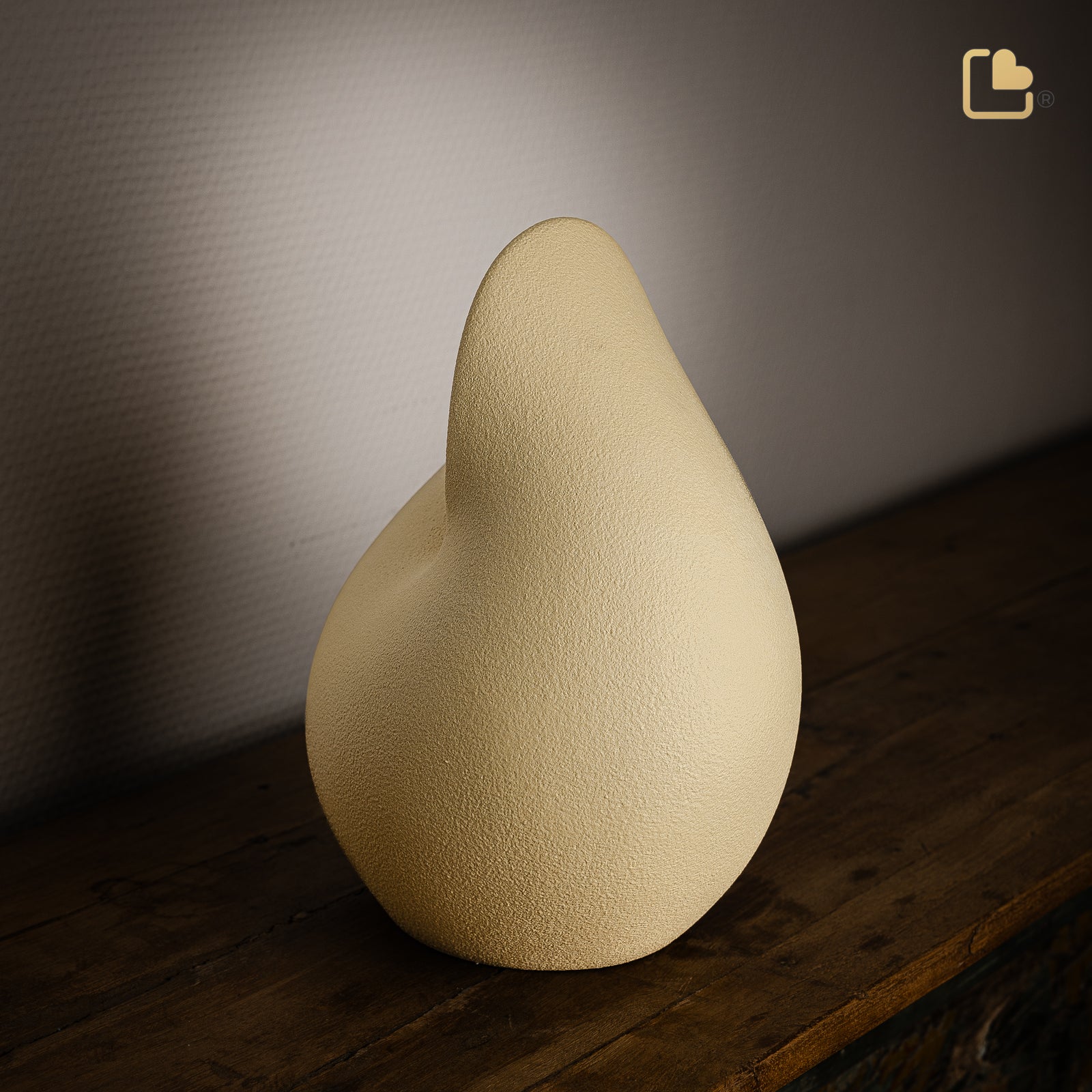 CA161 Soulful Shell Standard Adult Urn Yellow