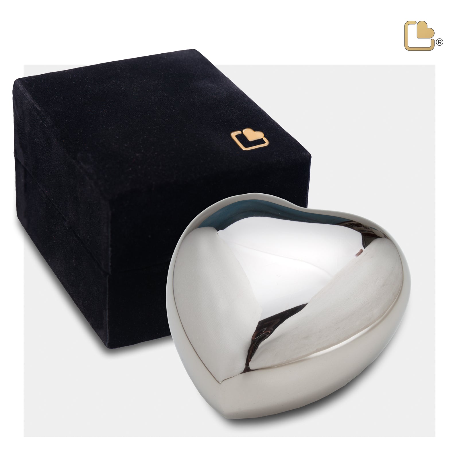 H675 Heart Keepsake Urn Pol Silver