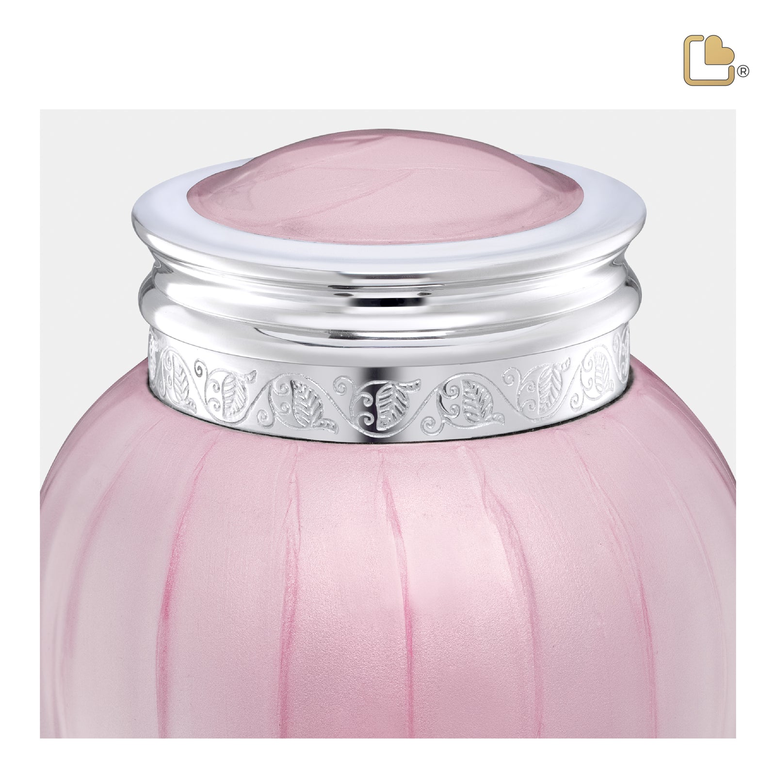 M667 Blessing Medium Urn Pearl Pink & Pol Silver