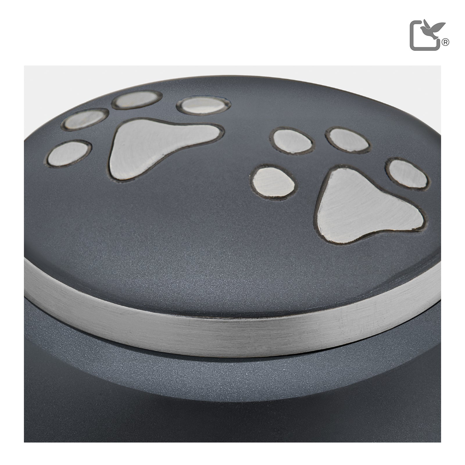 P270M Classic Round Medium Pet Urn Midnight & Bru Gold