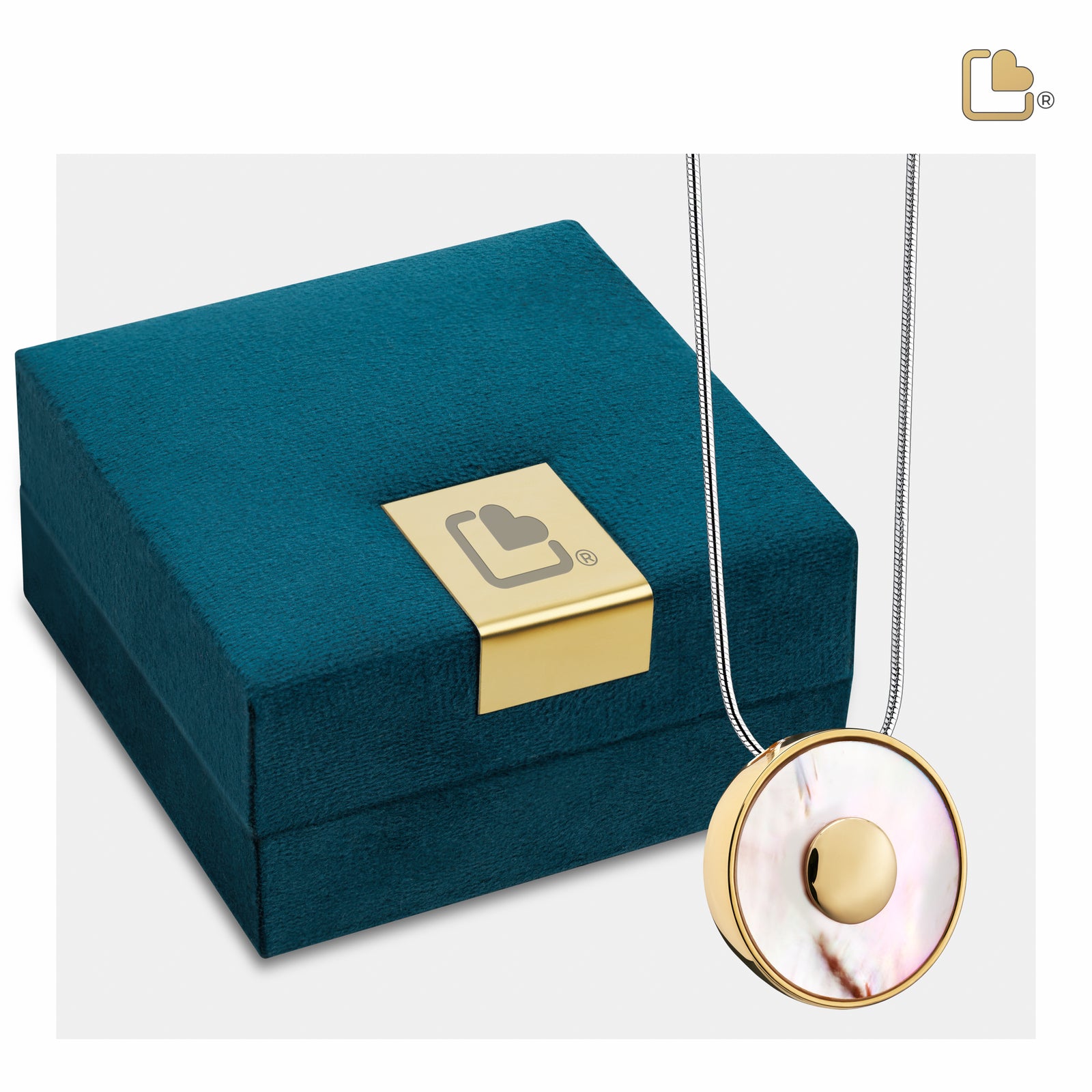 PD1290 Mother of Pearl Ashes Pendant Pol Gold Vermeil