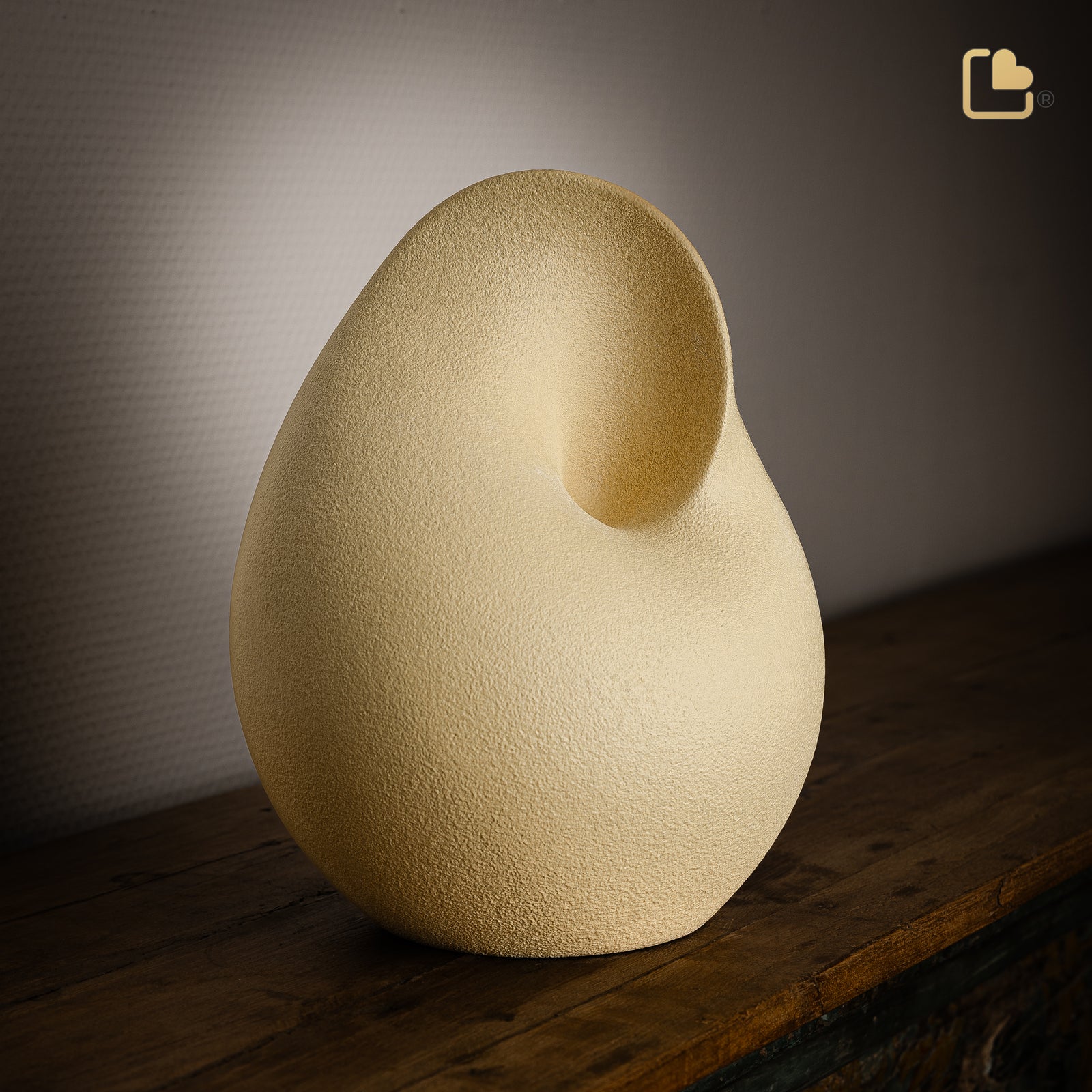 CA161   Soulful Shell Standard Adult Urn Yellow