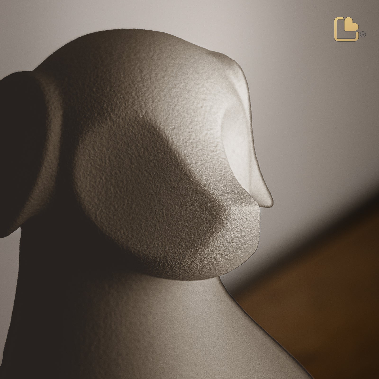 CP192   Dog Pet Urn Sand