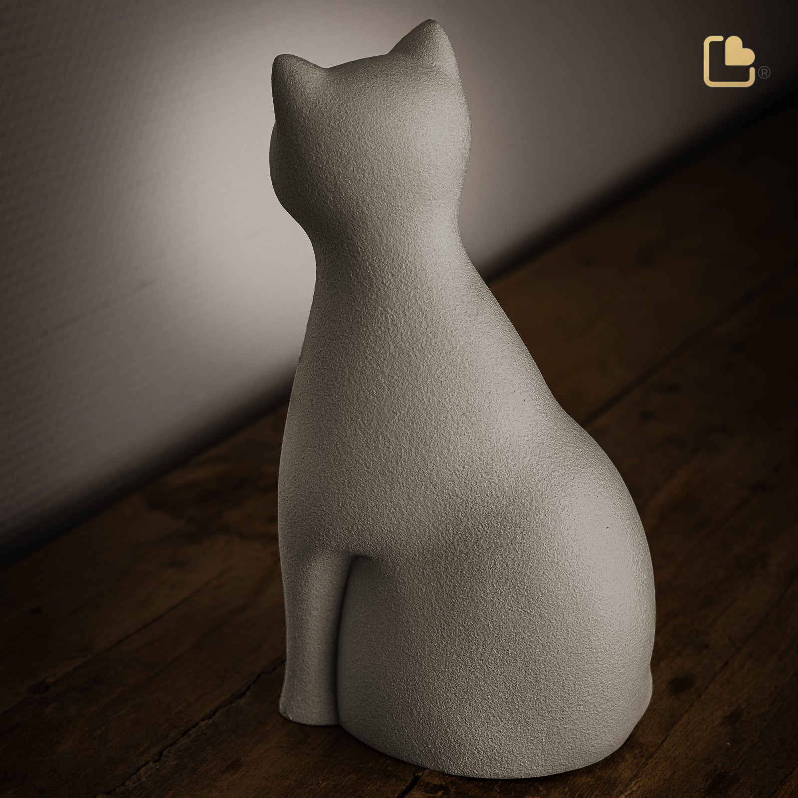CP212  Cat Pet Urn Sand
