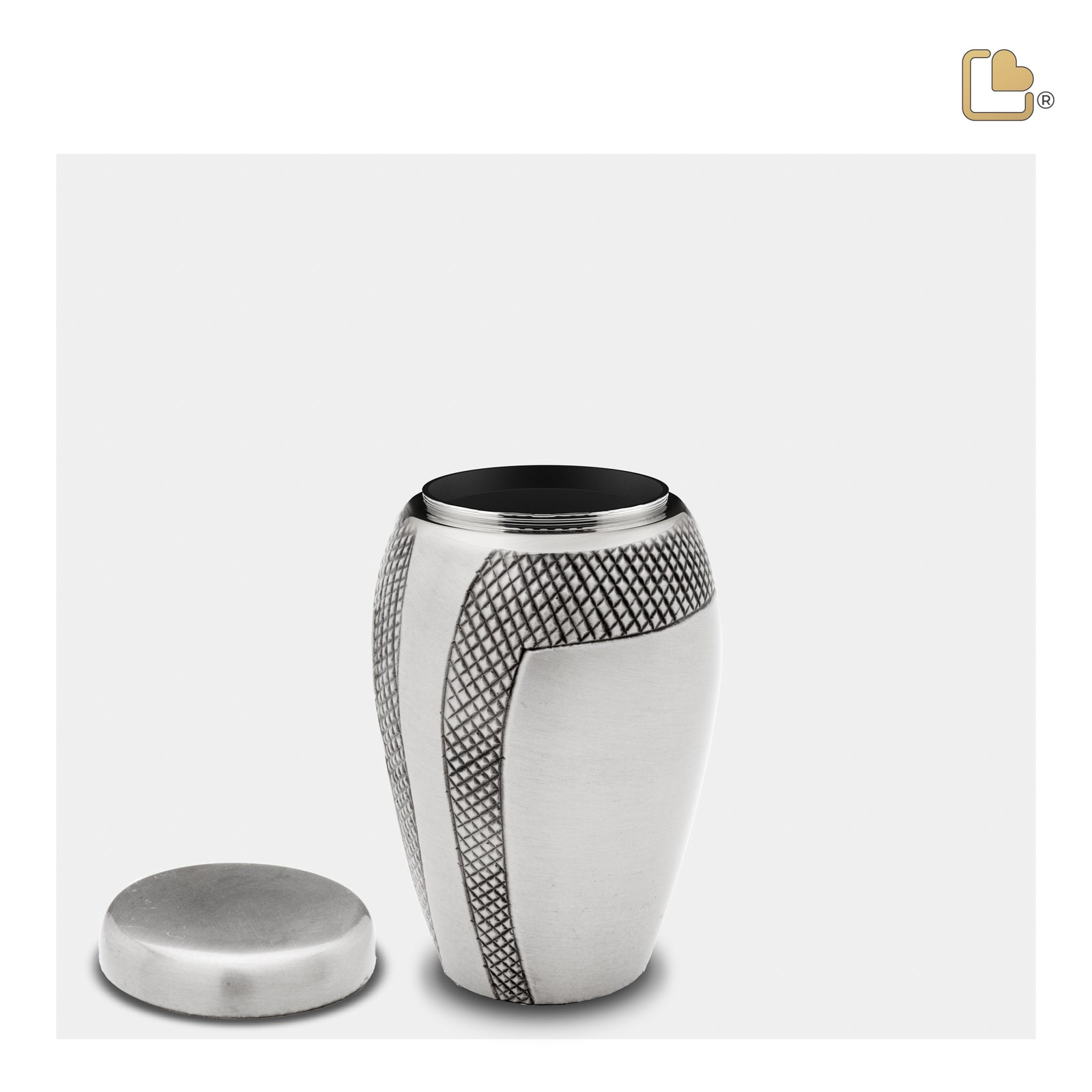 K505   Majestic Stripes Keepsake Urn Bru Pewter