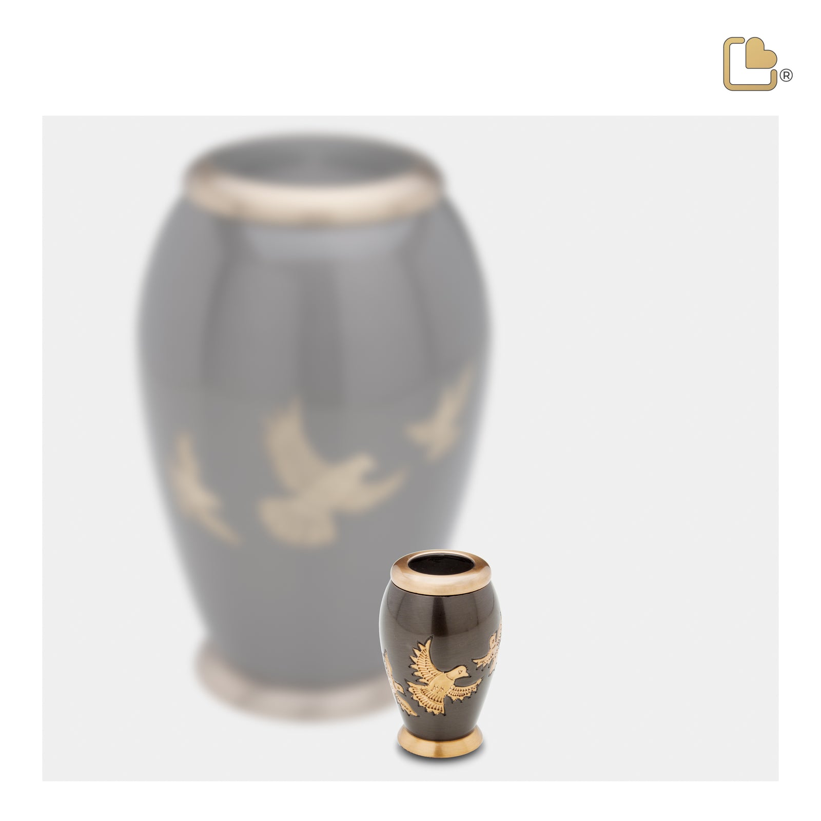 K506   Majestic Flying Dove Keepsake Urn Midnight & Bru Gold