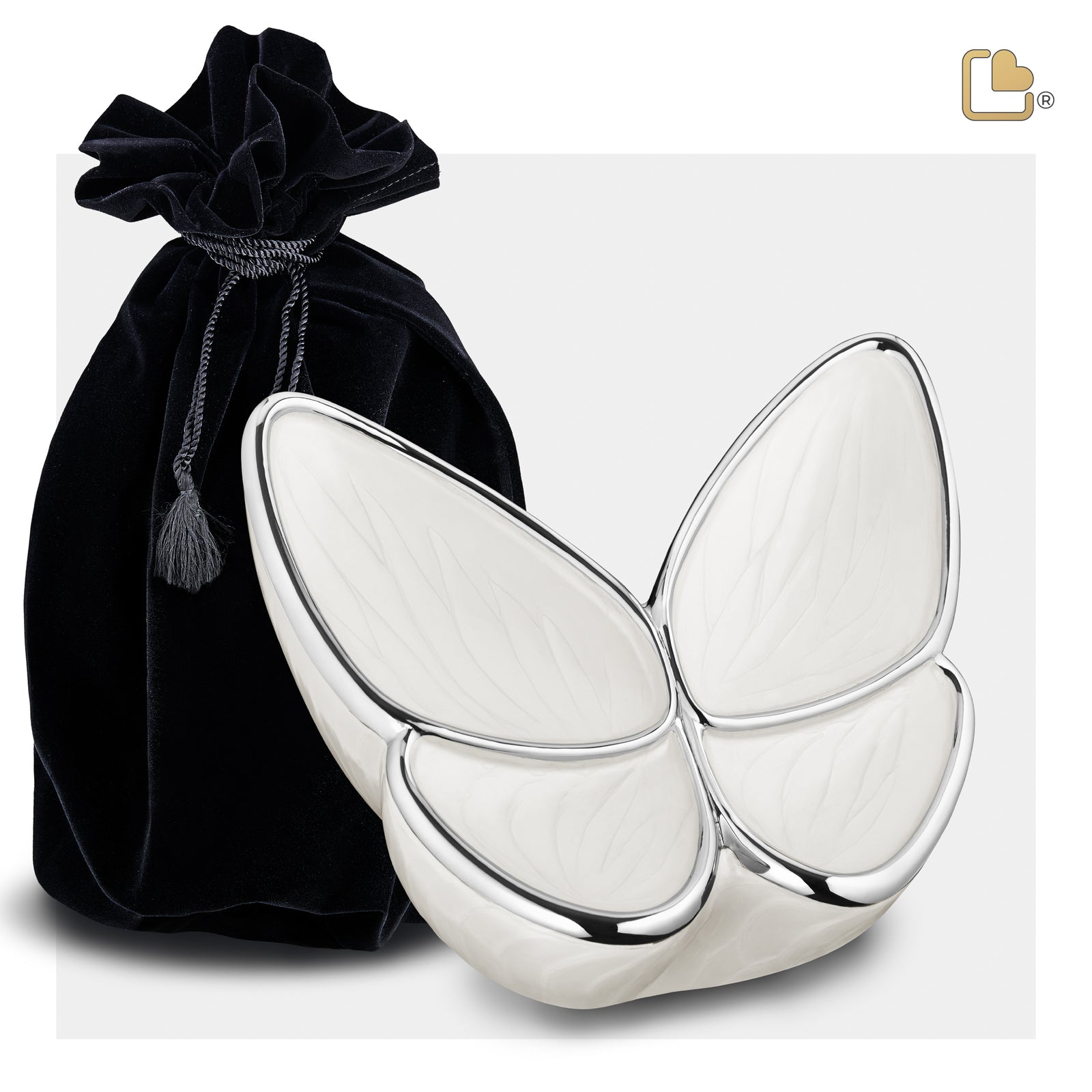 M1042   Wings of Hope Medium Urn Pearl White & Pol Silver