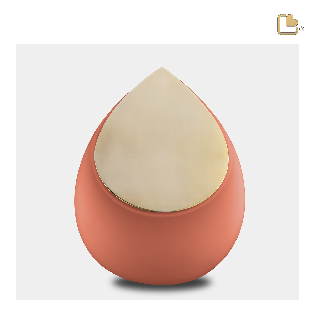 M587   Drop Medium Urn Terracotta & Bru Gold