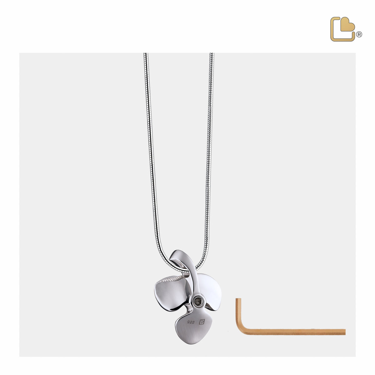 PD1570   Shamrock Ashes Pendant Hmd Silver